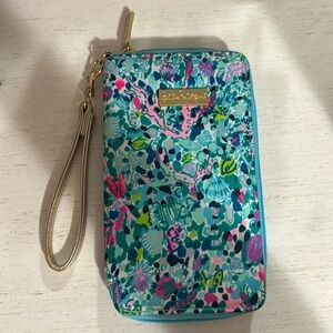 Lilly Pulitzer wristlet